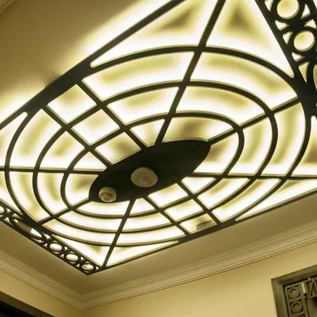 Hotel Cadence Design 5*