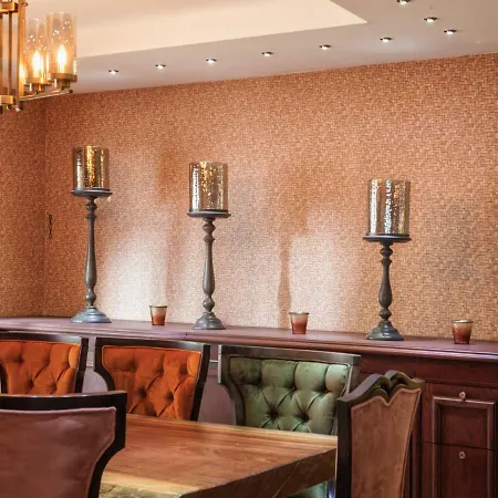 Cadence Design Hotel 5*